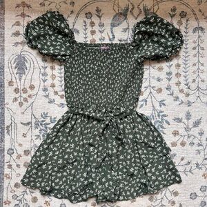 Francesca's Olive Green Puff Sleeve Flowy Romper Playsuit w/ Ribbon Tie